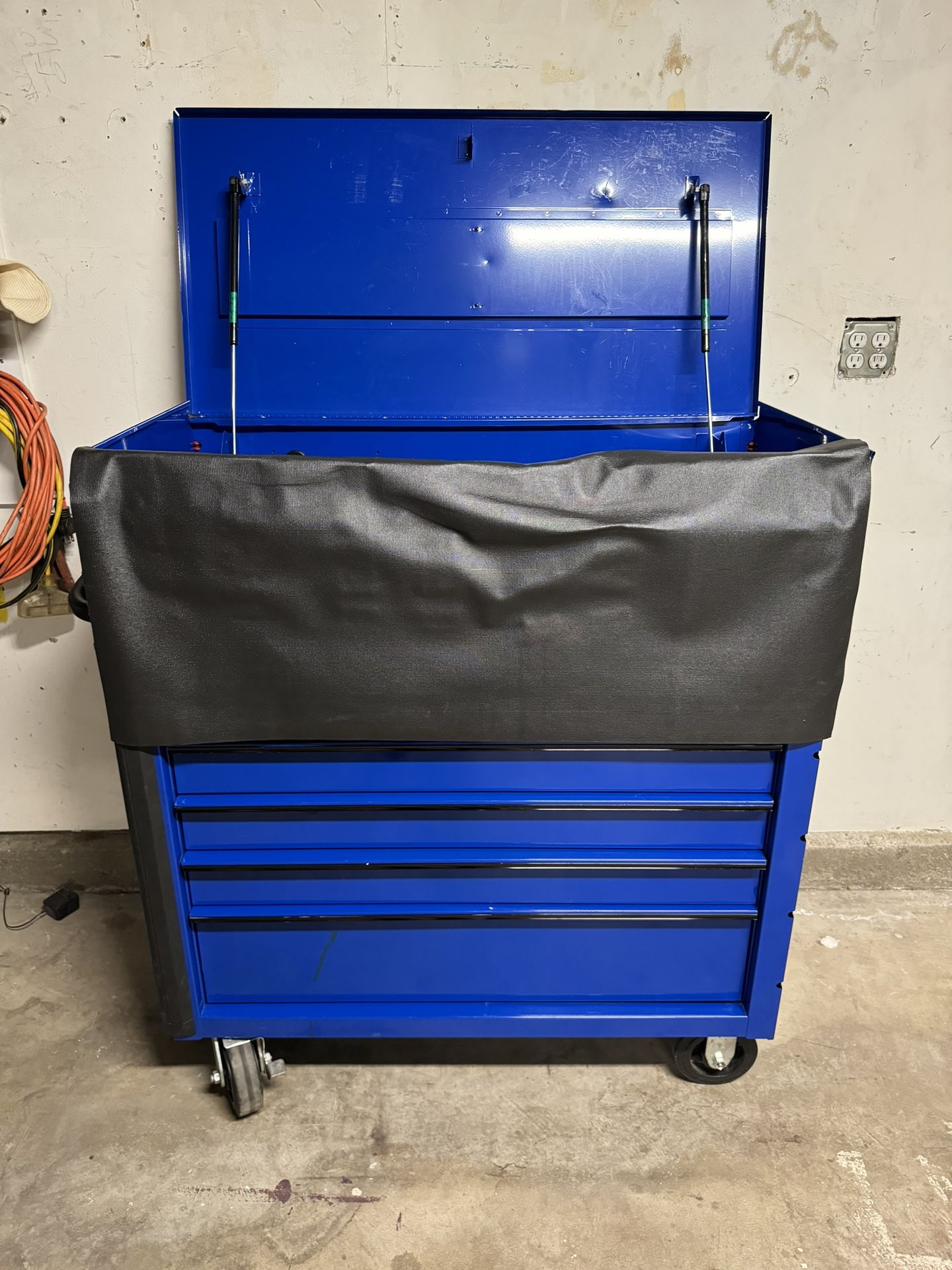 Snap On 40 Inch Rolling Tool Cart