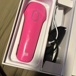 INiA hair removal laser