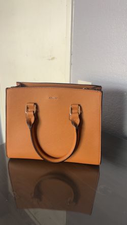 Aldo Hand Bag With Should Strap In Brown 