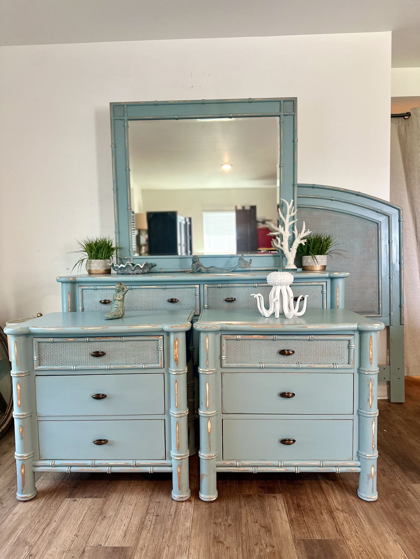 5 Piece Coastal Bedroom Set