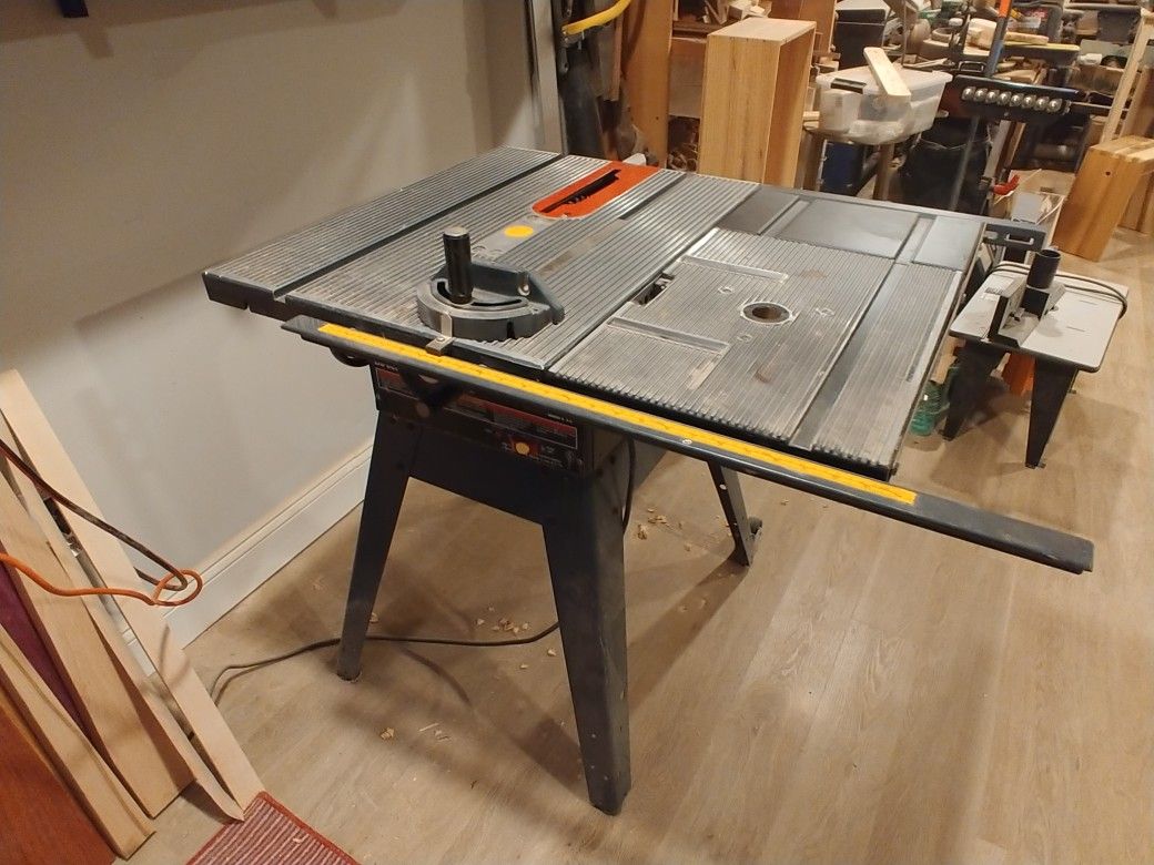 Sears Craftsman 10" Table Saw + Stand + 6 Blades