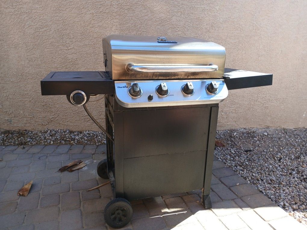 PROPANE Bbq Grill & Smoker 50$