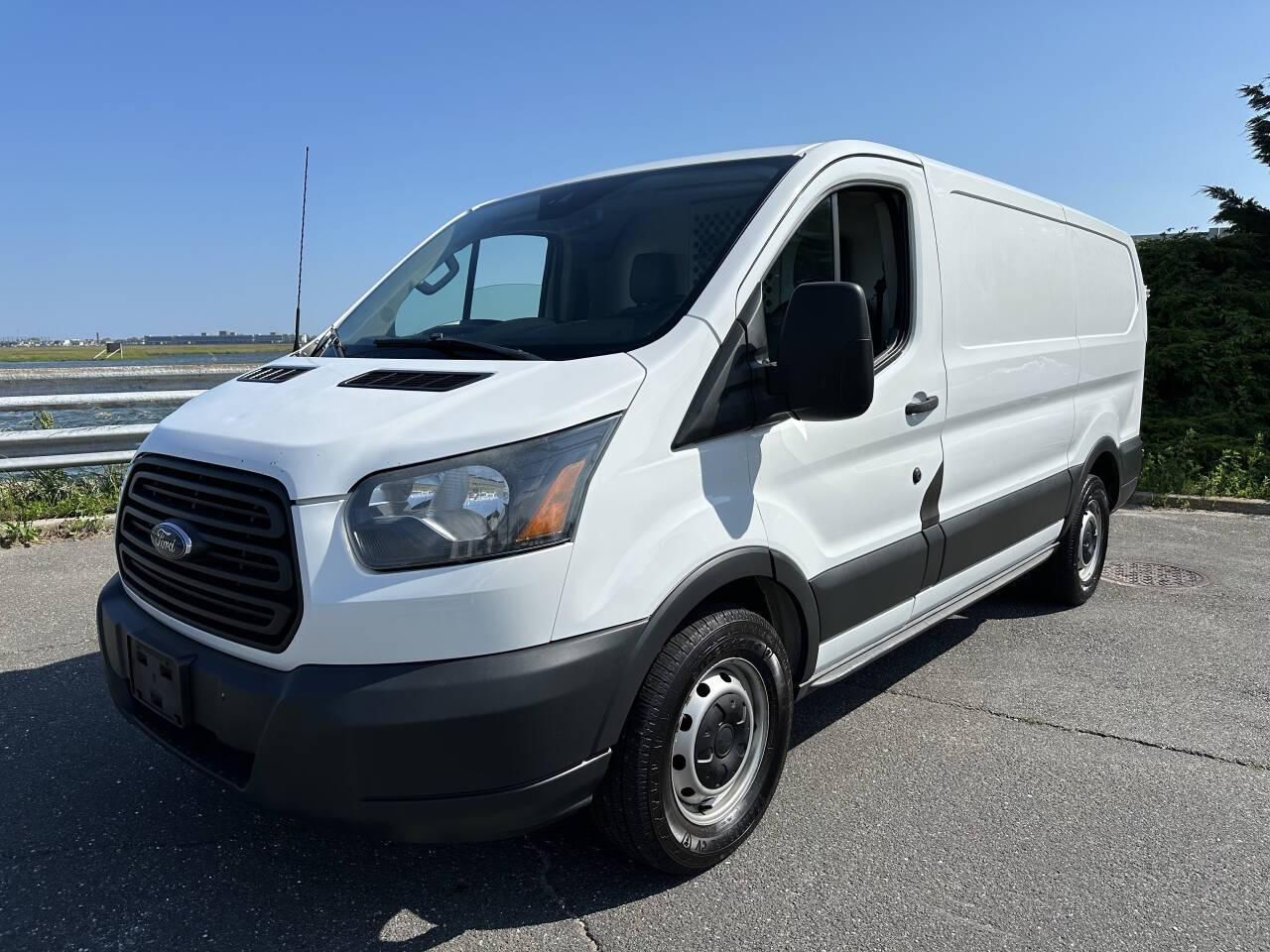 2016 Ford Transit-150