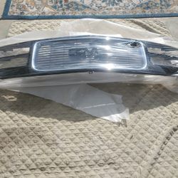 Gmc Yukon Front Grill 95-99 New Black 