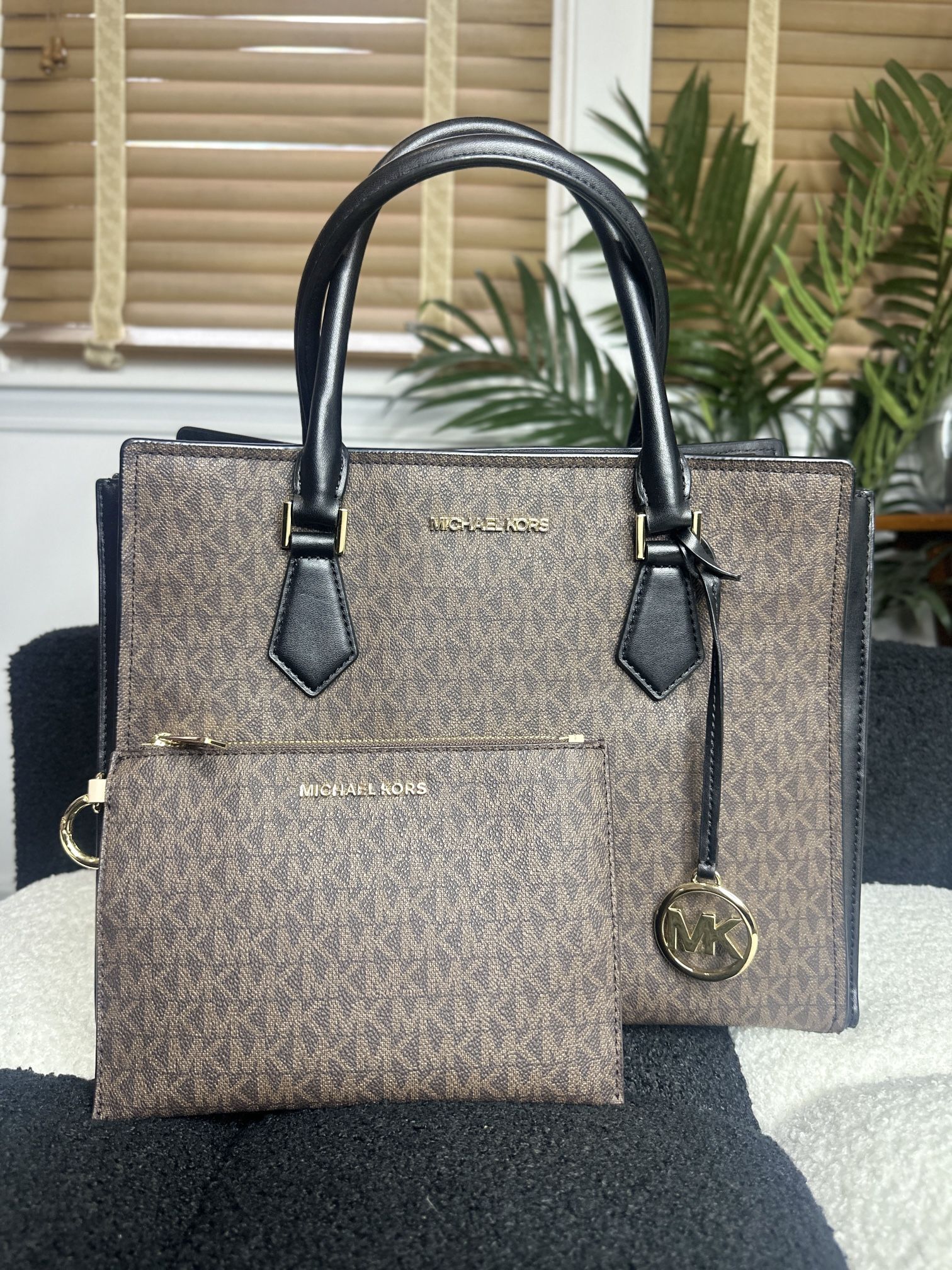 MICHAEL KORS HOPE LARGE SATCHEL