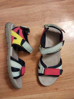 Lands End sandals