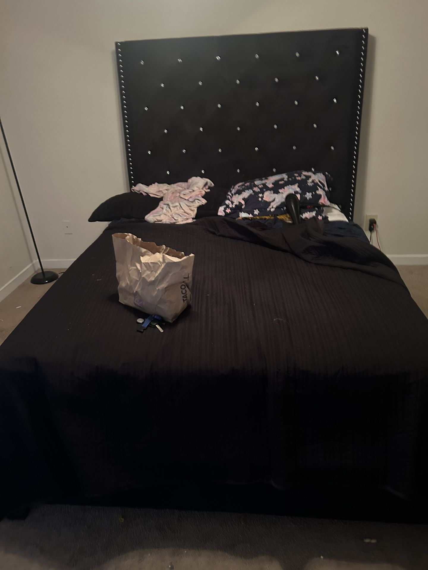 Queen Bed