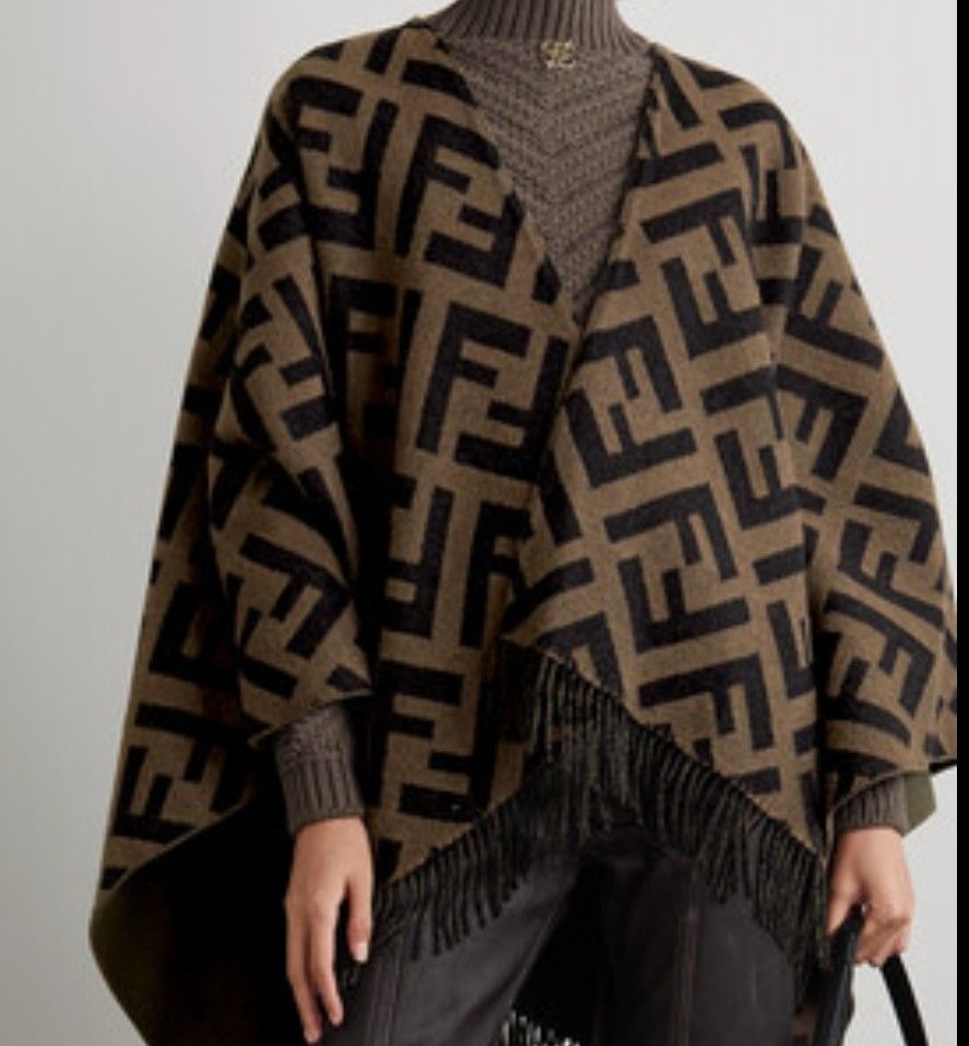 Wool Fendi Ft Poncho