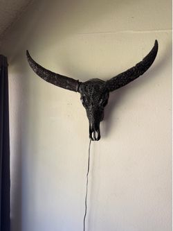 Skull Bliss Carved Buffalo Skull Lamp