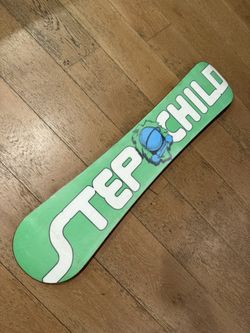 144cm Stepchild snowboard 