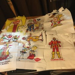 Lot Of 19 Vintage Fast Food Aprons And Bibs McDonald's Burger King Long John Silver Ponderosa And Three McDonald's Hand Puppets Ronald McDonald