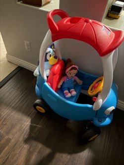 Little Tikes Cozy Coupe Ride-On Toy Car