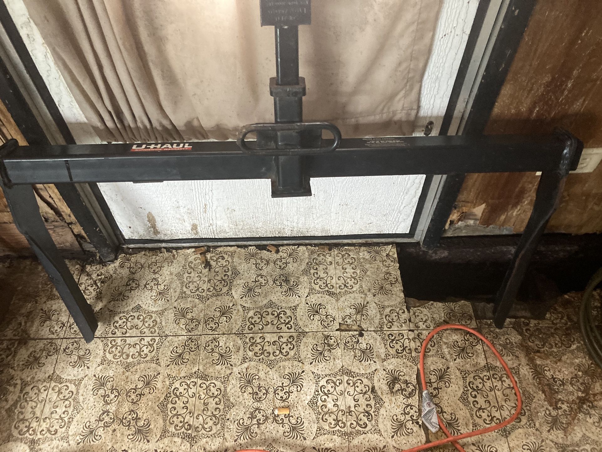 Uhal Higher Receiver