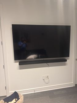 Soundbar System w/ Rear Speakers LG