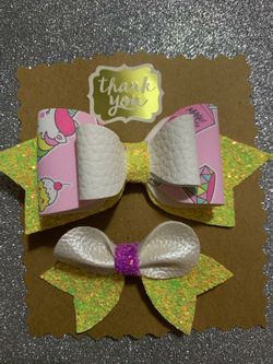 Vinyl hair bow