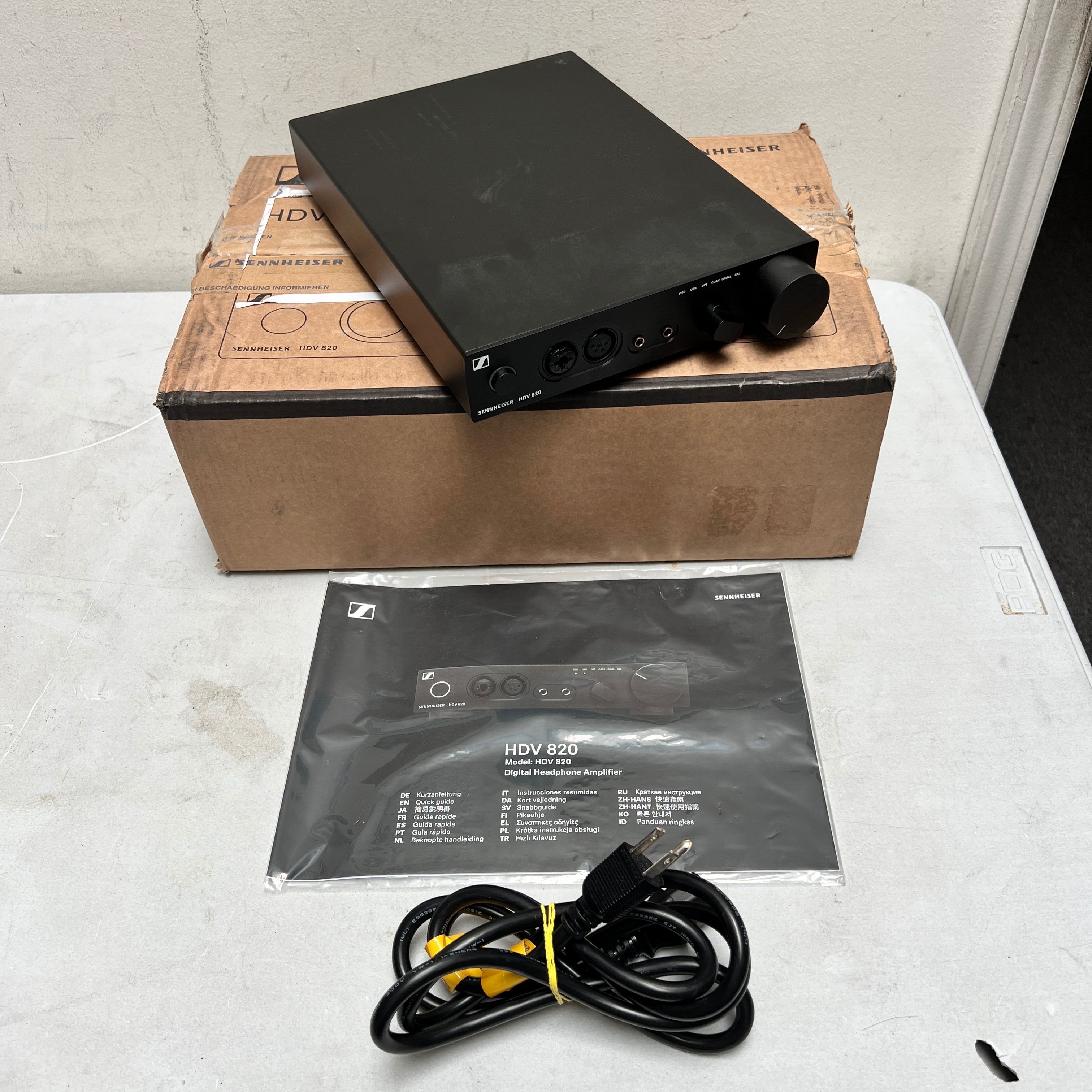 Sennheiser - HDV 820 Digital Headphones Amplifier - Black