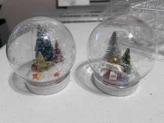 Snow globes