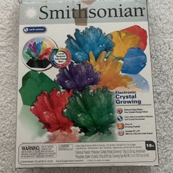 Smithsonian Electronic Crystal Growing Kit