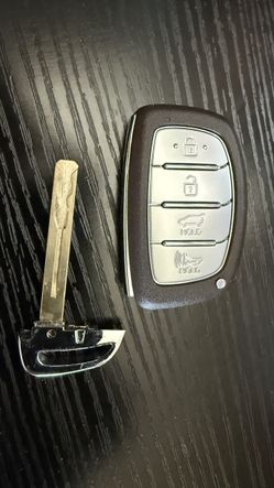 HYUNDAI OEM 4 Button Keyless Entry Remote Flip Key