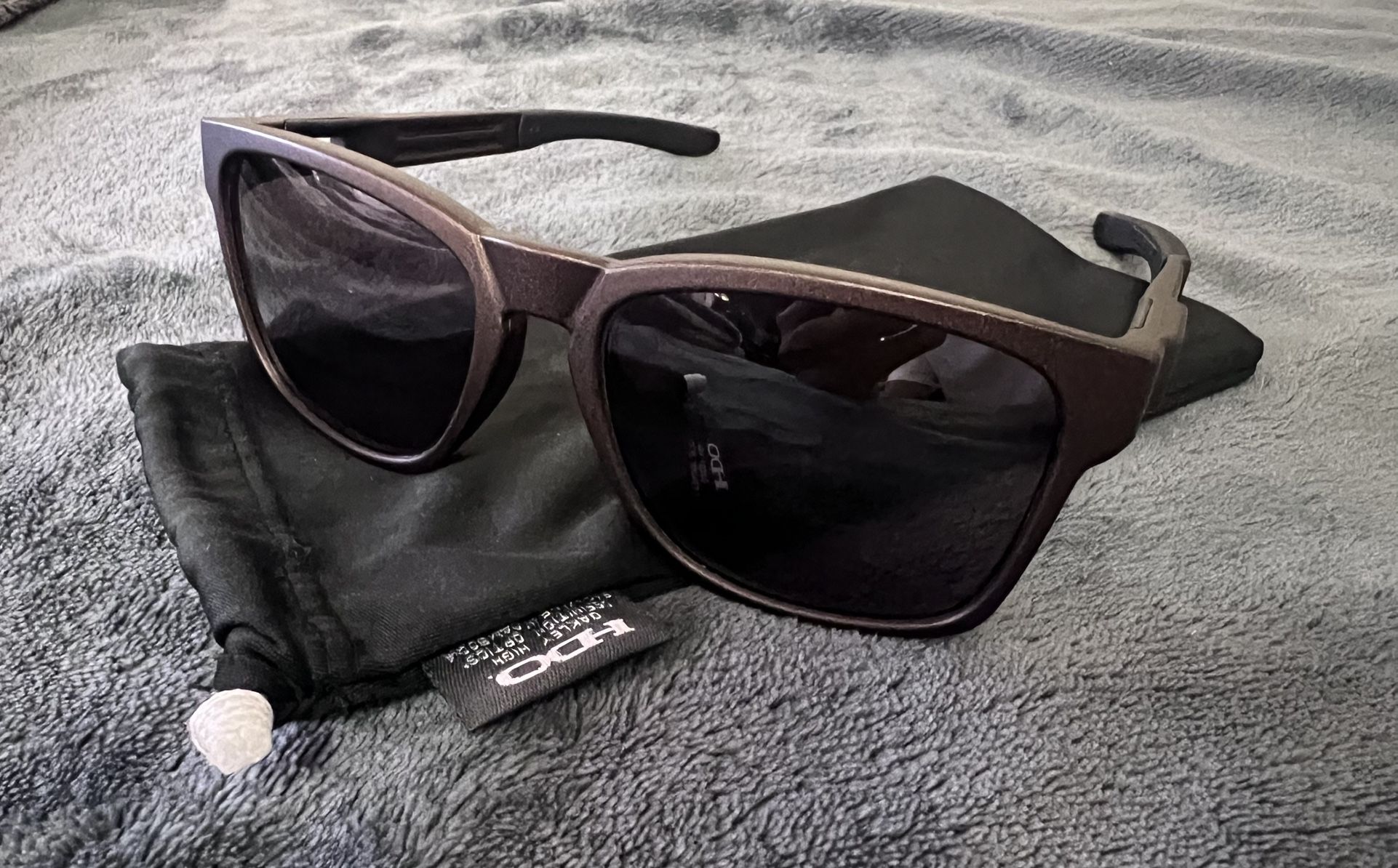 Oakley Catalyst Corten Prizm Daily Polarized Sunglasses