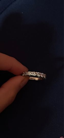 18k white gold ring
