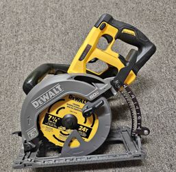 DEWALT FLEXVOLT 60V MAX Cordless Brushless 7-1/4 in. Wormdrive Style Circular Saw (Tool Only)