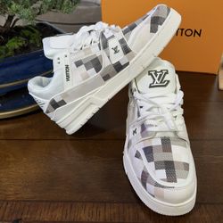 New LV Men’s Shoes.