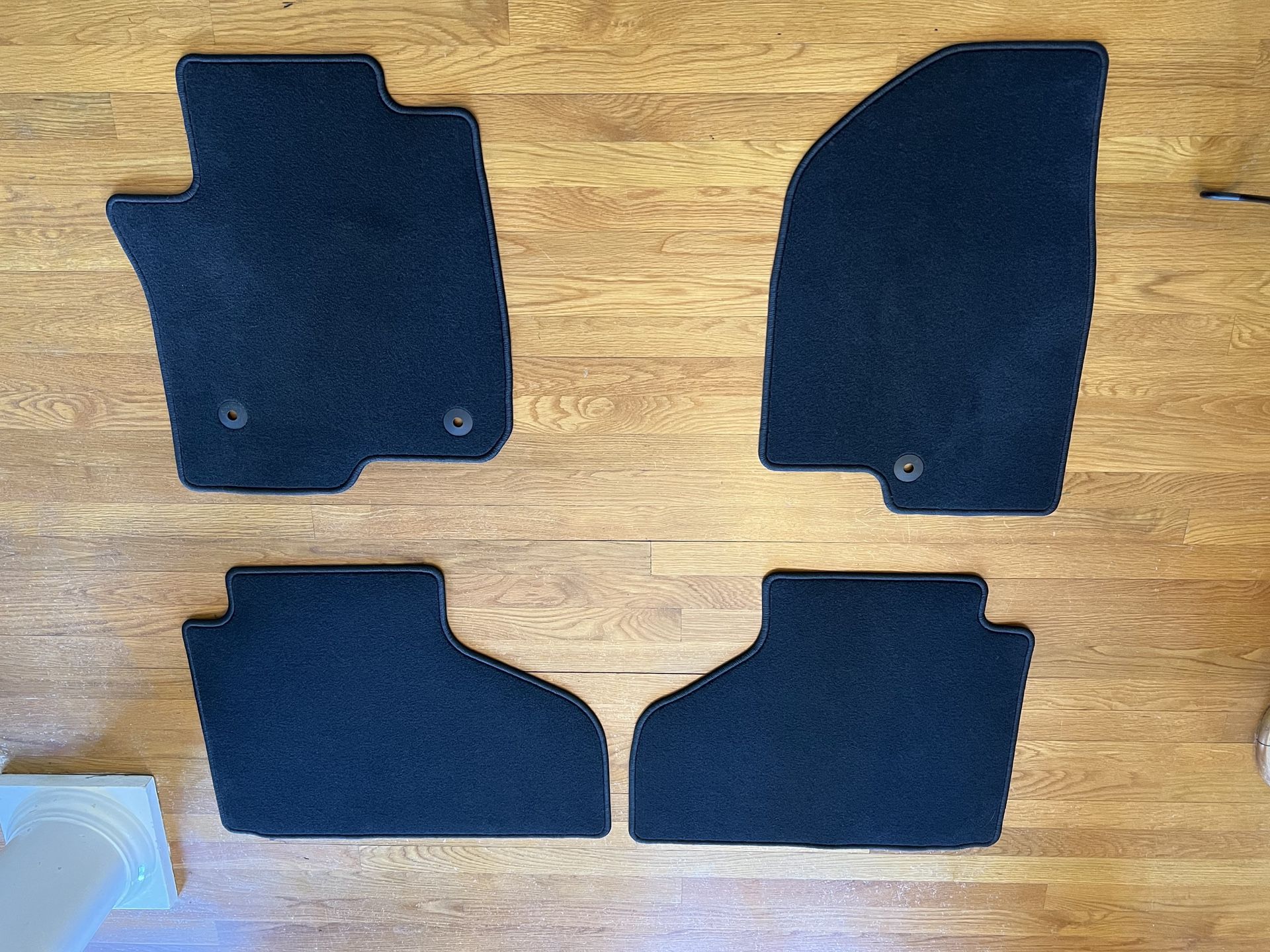 New Carpet Floor Mats/Liner GM Chevrolet Tahoe 2025