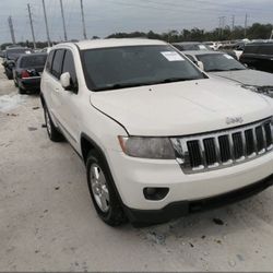 2012 Jeep Grand Cherokee Laredo For Parts 