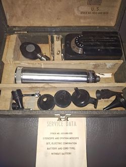 Otoscope and ophthalmoscope set