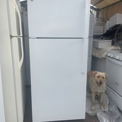 Used Refrigerator G&E 