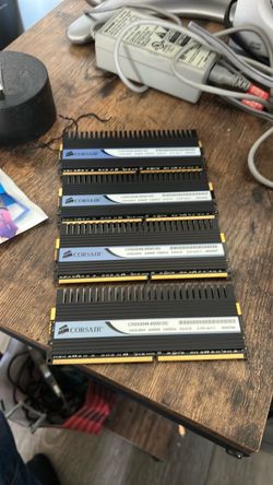 Corsair Dominator XMS2-8500 (CM2X2048-8500C5D)
