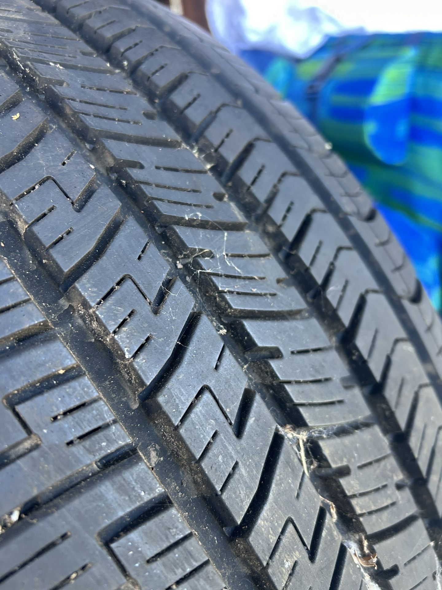 255/60/18 