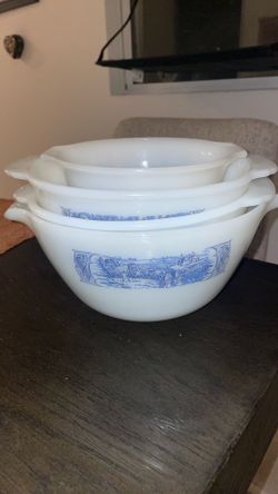 Vintage 1960s Glasbake Currier & Ives Nesting Bowls Set