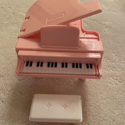 Playskool Victorian Dollhouse PINK Grand PIANO WORKING Plays 8 songs W/ Bench