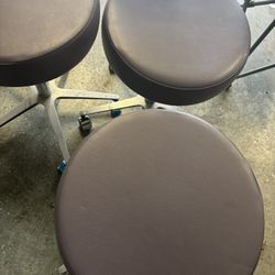 Office Chairs 