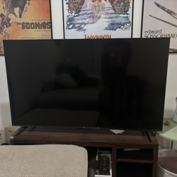 TLC ROKU 55 Inch TV