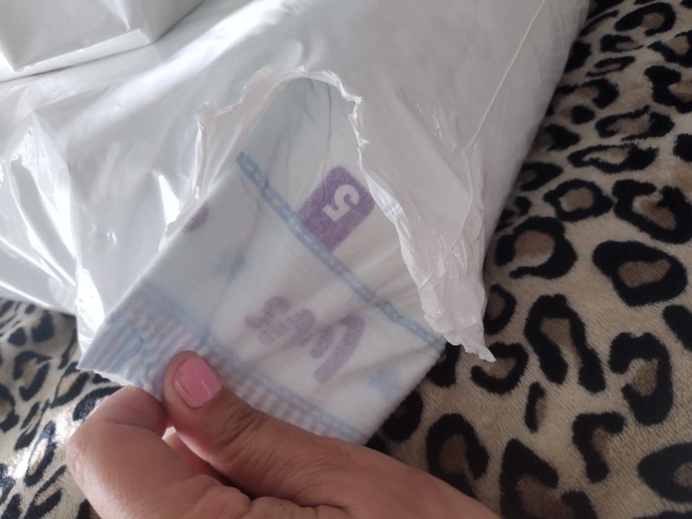 Luvs Size 5 An Double Pack Of Wipes