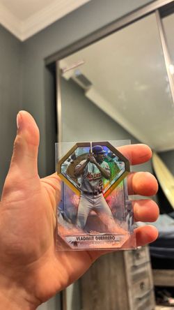 Vladimir Guerrero 2022 topps diamond greats