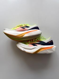 New Balance Women's FuelCell Supercomp Elite - size 8