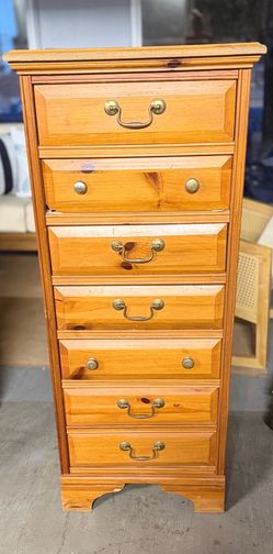 7-Drawer Pine Lingerie Chest