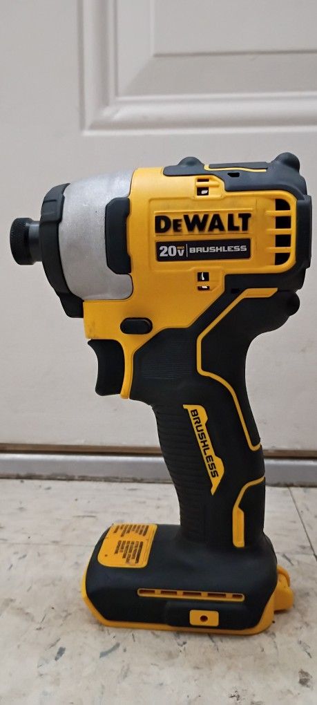 DEWALT 20V ATOMIC COMPACT SERIES