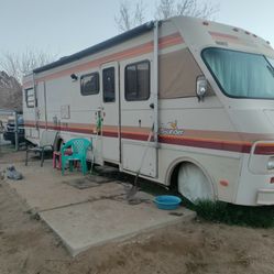 1989 Fleetwood Bounder