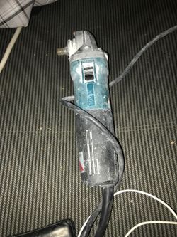 Makita grinder