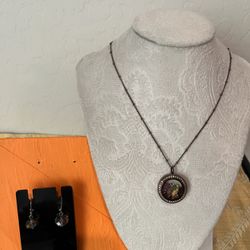 Fall 🍁 For You Floating Charm Locket W/ Matching Earrings