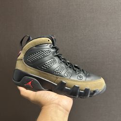 Jordan 9 “ Olive” ( GS)