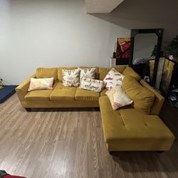Detachable L-Shaped Couch Pillows Included