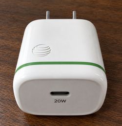 AT&T 20w USBC charging block