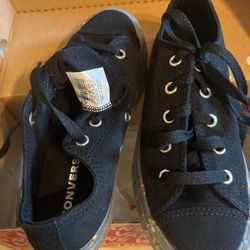 Boys Converse Size 1