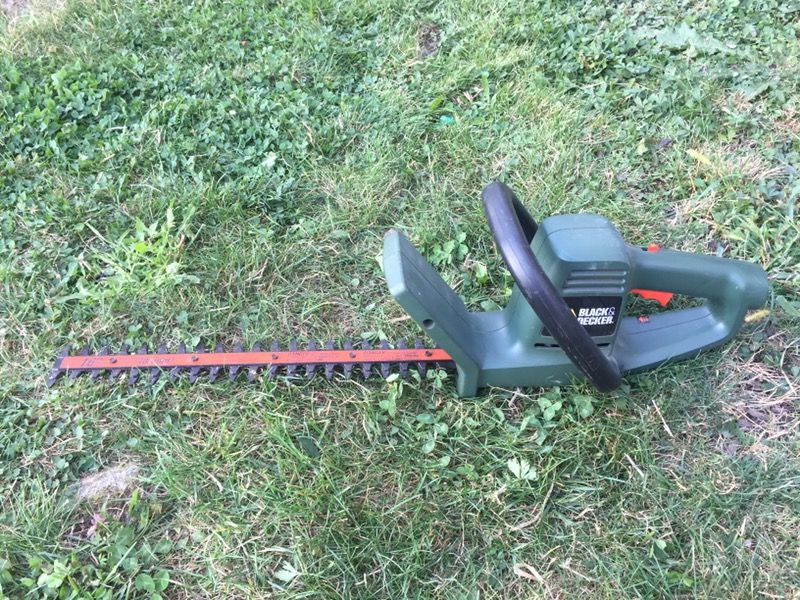 Hodge Trimmer